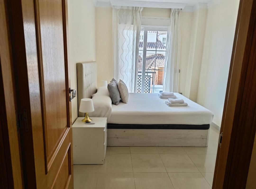 Benalmadena Beach Apartamento Con Vistas Al Mar Y Parking Privado Incluido Екстер'єр фото